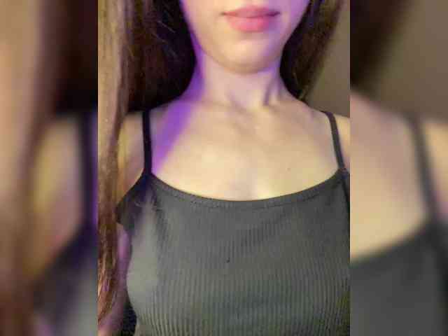 Lili_Pink webcam