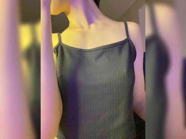 Lili_Pink webcam