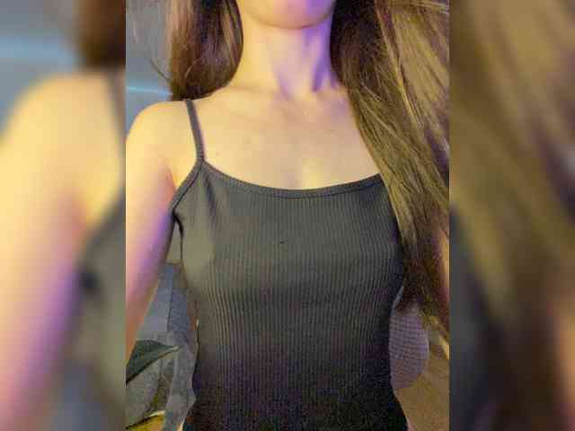 Lili_Pink webcam
