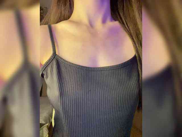 Lili_Pink webcam