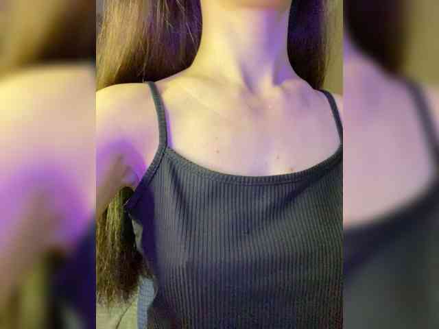 Lili_Pink webcam