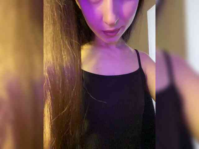Lili_Pink webcam