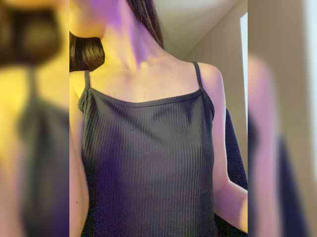 Lili_Pink webcam