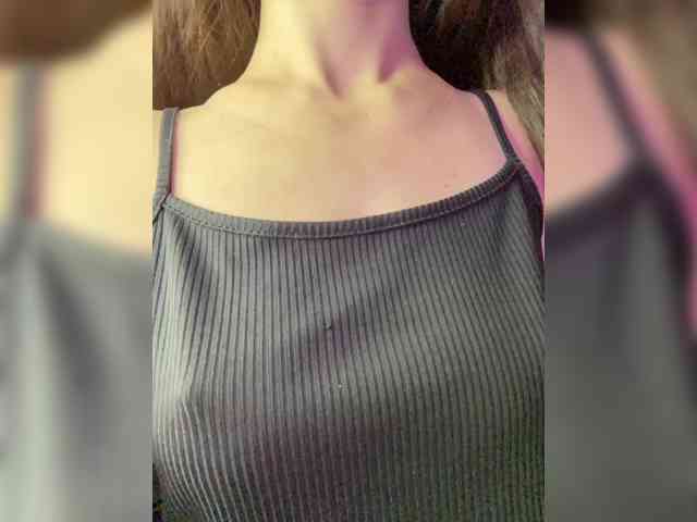 Lili_Pink webcam