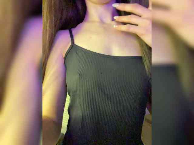 Lili_Pink webcam