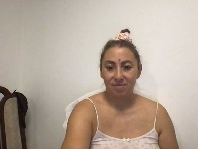 sexmari39, live now on BongaCams