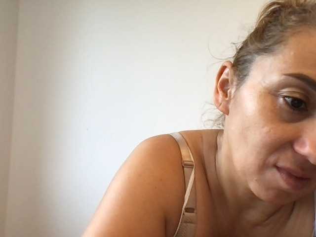 FunyandCrazyU live cam preview