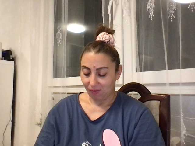 FunyandCrazyU live cam preview