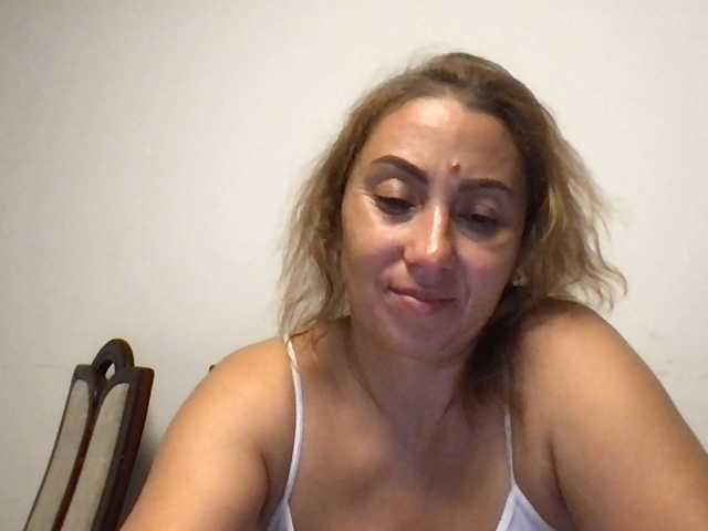 FunyandCrazyU live cam preview