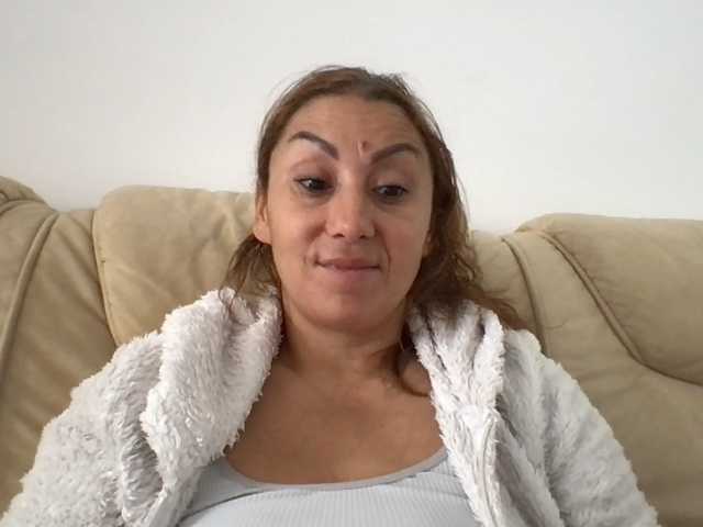 FunyandCrazyU live cam preview