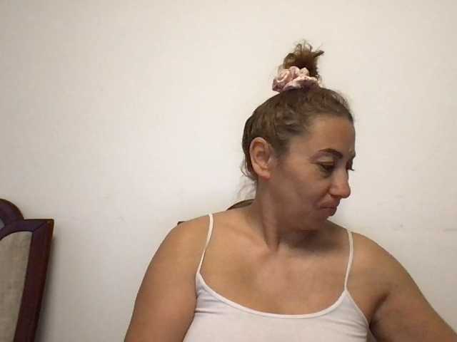 FunyandCrazyU live cam preview