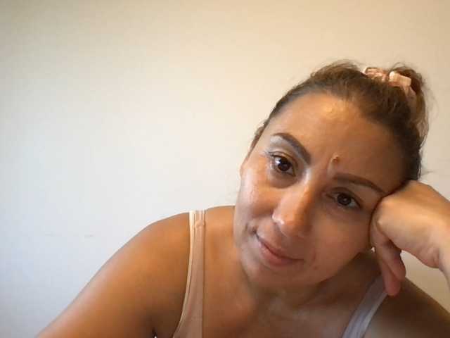 FunyandCrazyU live cam preview