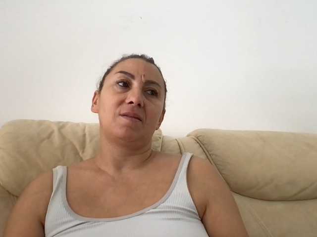 FunyandCrazyU live cam preview