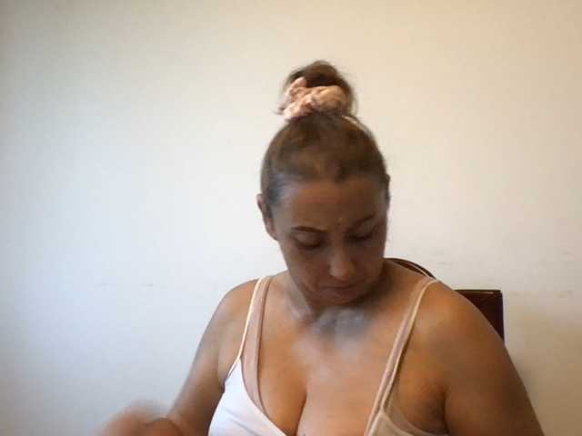 FunyandCrazyU live cam preview