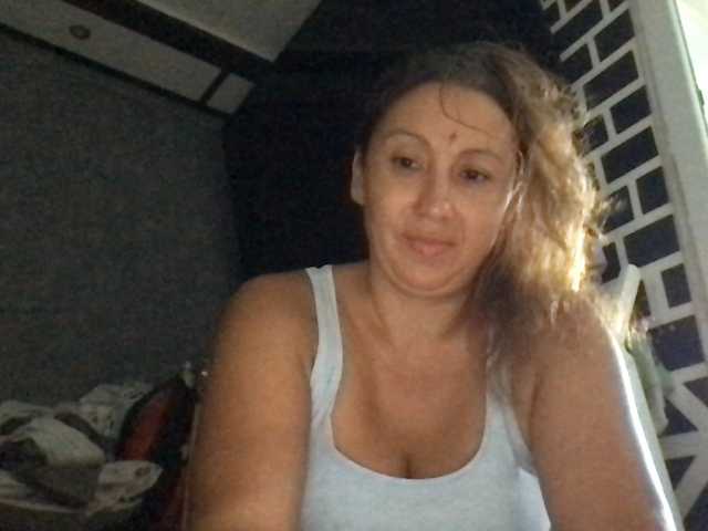 sexmari39 live cam on BongaCams