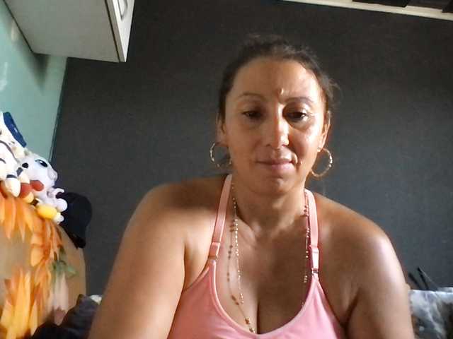 sexmari39 live webcam show