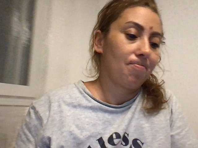 sexmari39 live cam on BongaCams