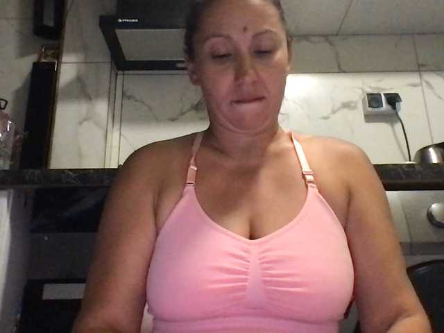 sexmari39 live cam on BongaCams