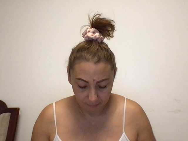 FunyandCrazyU live cam preview