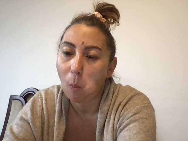 FunyandCrazyU live cam preview