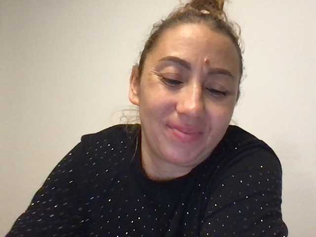 FunyandCrazyU live cam preview