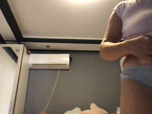 FunyandCrazyU webcam