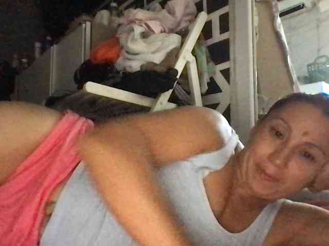 sexmari39 Live Webcam on BongaCams