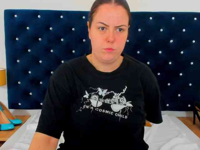 Model: EvaHorny