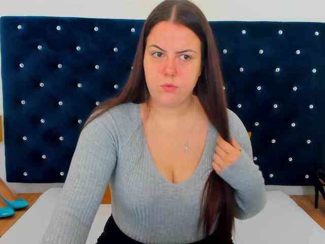 Model: EvaHorny