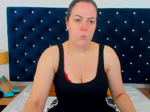 Model: EvaHorny