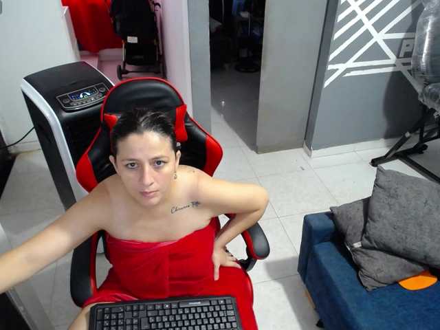 allisonbaby live cam on BongaCams