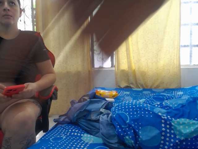 allisonbaby's BongaCams show and profile