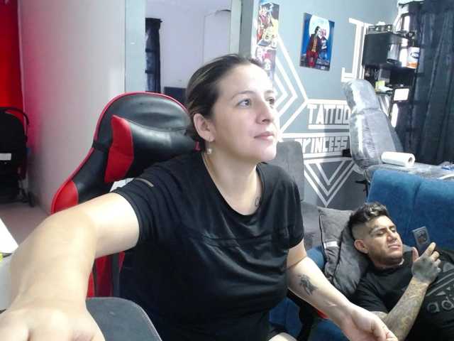 allisonbaby live cam on BongaCams
