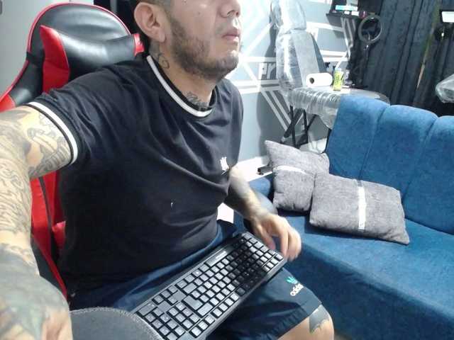 allisonbaby live cam on BongaCams