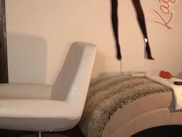 katyerave live cam on BongaCams