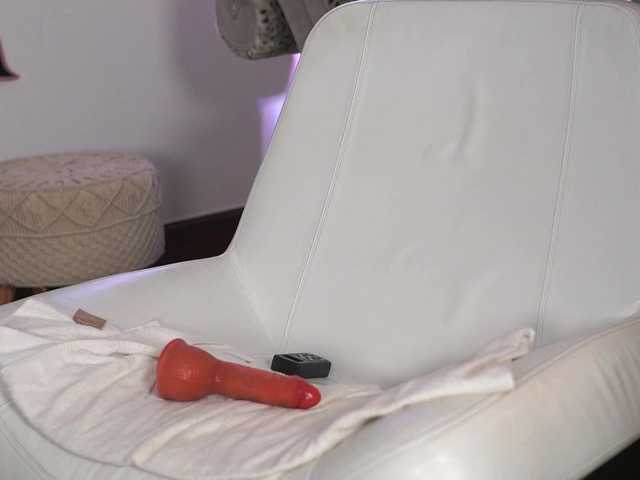 katyerave live cam on BongaCams