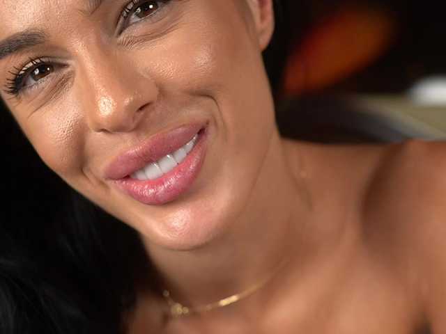 katyerave live cam on BongaCams