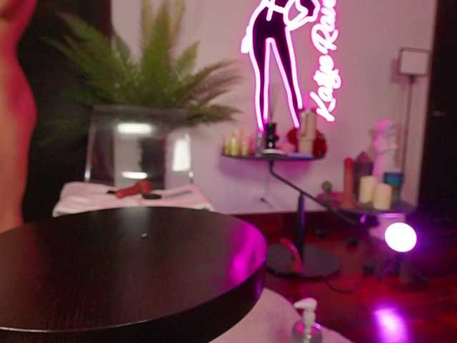  katyerave chat room