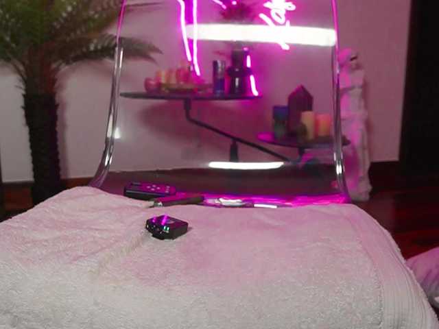 katyerave's BongaCams profile