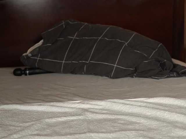 katyerave live webcam show