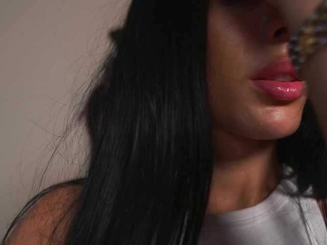 katyerave live cam on BongaCams