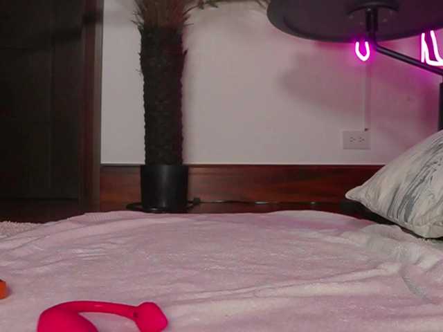 katyerave's BongaCams show and profile