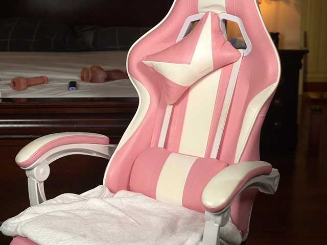 katyerave live cam on BongaCams