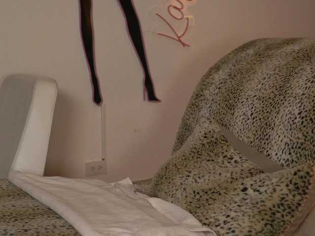 katyerave live cam on BongaCams