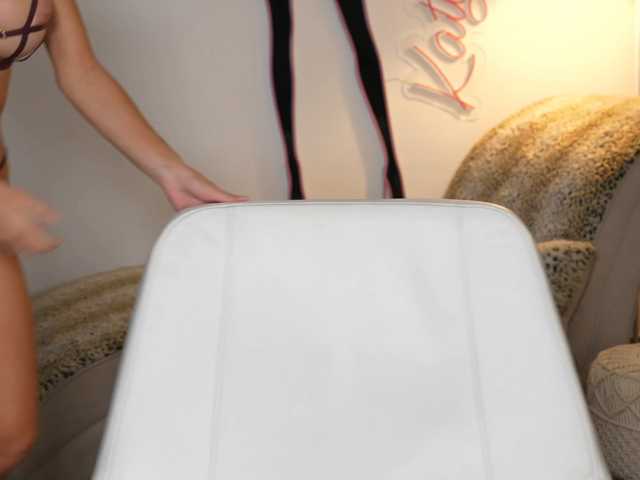 katyerave live cam on BongaCams