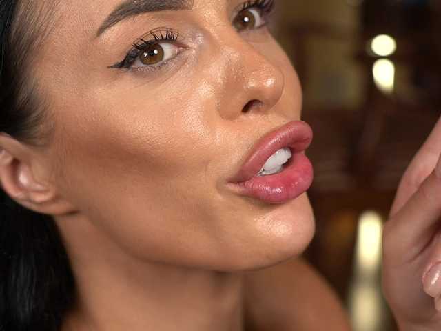 katyerave live cam on BongaCams