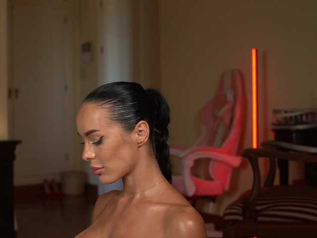 katyerave live cam on BongaCams