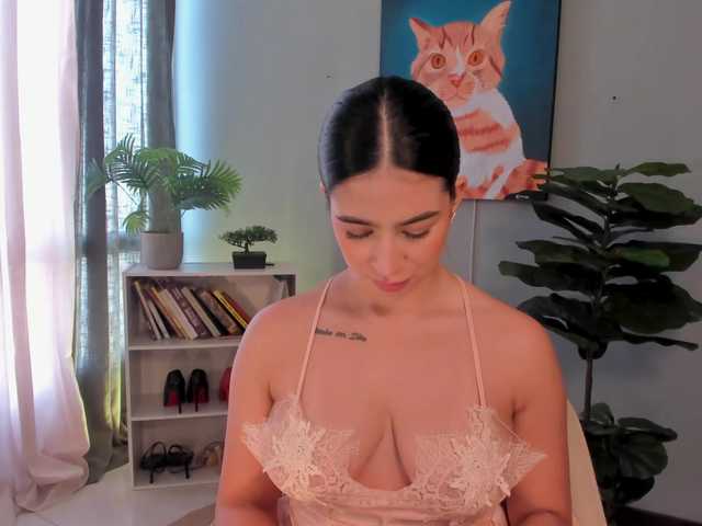 LiaPearce live cam on BongaCams