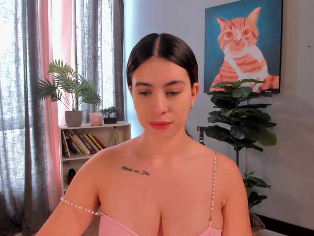 LiaPearce live webcam show