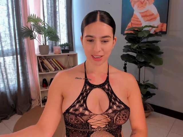 LiaPearce live webcam show